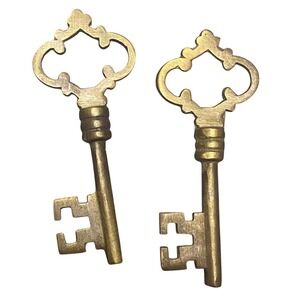 2 Brass‎ Skeleton Keys 3" long